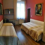 Hotel *** Plauter Kuria 3* Velky Meder