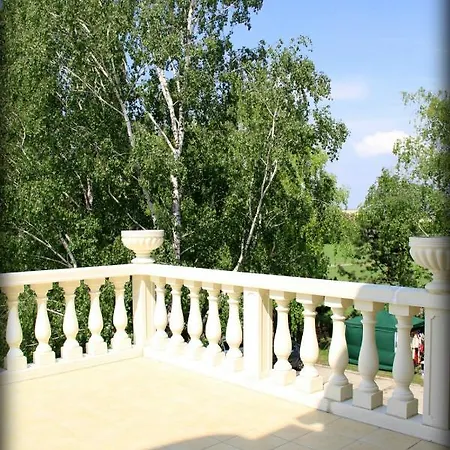 Hotel *** Plauter Kuria 3*