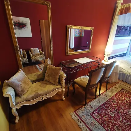 Hotel *** Plauter Kúria