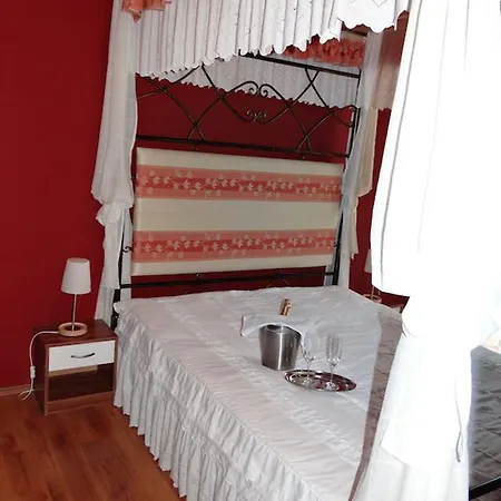Hotel *** Plauter Kuria 3* Velky Meder
