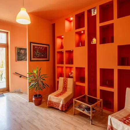 Hotel *** Plauter Kuria Velky Meder