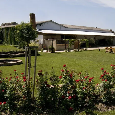 Hotel *** Plauter Kuria 3*