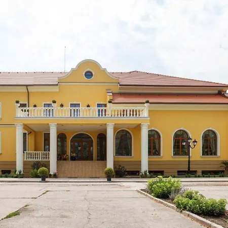 Hotel *** Plauter Kuria Hotel